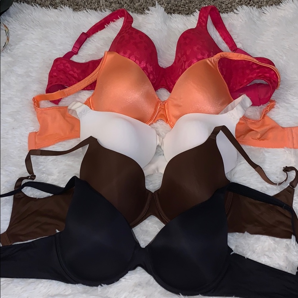 5 Bras- sold together